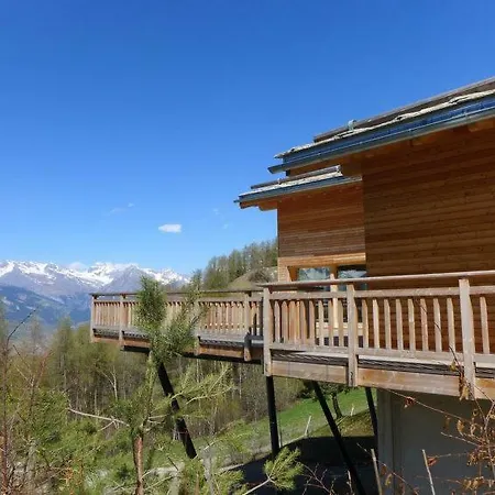 Haute Sleeps 8 Wifi Holiday home